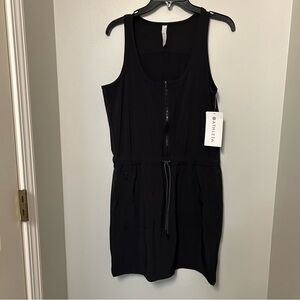 Athleta Black Expedition Dress Built In Shorts Sleeveless Size 8 NWT Athleisure
